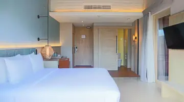 HOLIDAY AO NANG BEACH RESORT