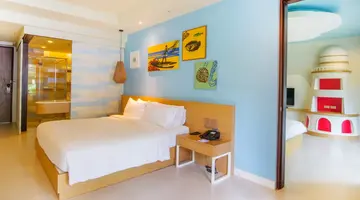HOLIDAY AO NANG BEACH RESORT