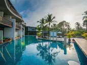 Holiday Ao Nang Beach Resort