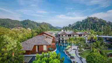 Holiday Ao Nang Beach Resort