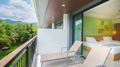 HOLIDAY AO NANG BEACH RESORT