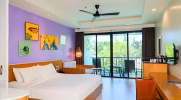 HOLIDAY AO NANG BEACH RESORT
