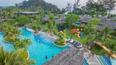 HOLIDAY AO NANG BEACH RESORT