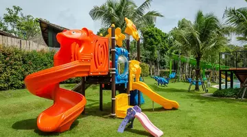 HOLIDAY AO NANG BEACH RESORT