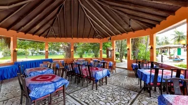 Holiday Beach Club
