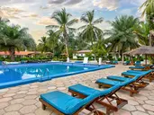 Holiday Beach Club