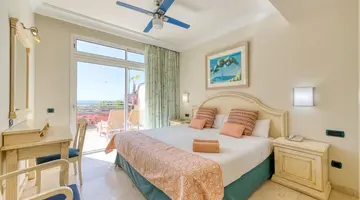 Holiday Club Playa Amadores