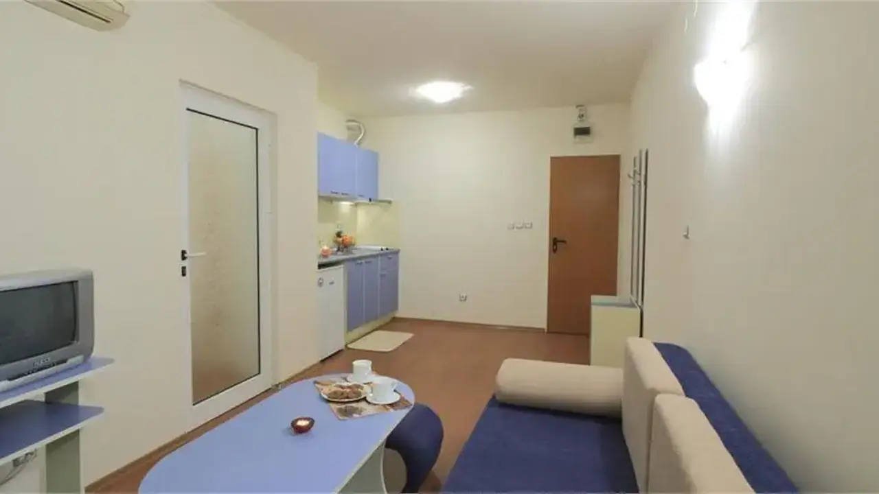 Holiday Complex Rainbow 2