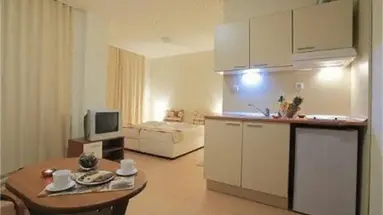 Holiday Complex Rainbow 2