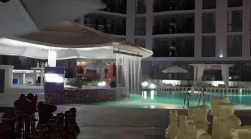 Holiday Complex Rainbow 4