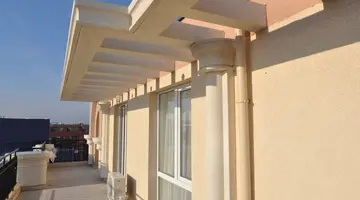 Holiday Complex Rainbow 4