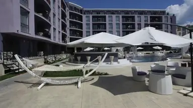 Holiday Complex Rainbow 4