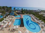 HOLIDAY GARDEN RESORT