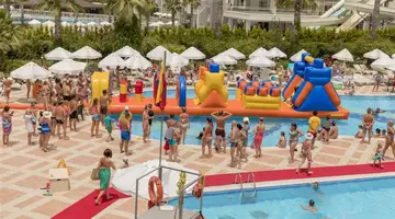 HOLIDAY GARDEN RESORT