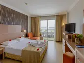 HOLIDAY GARDEN RESORT