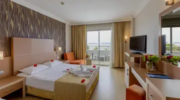 HOLIDAY GARDEN RESORT