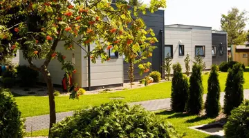 Holiday Golden Resort & Spa