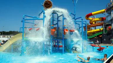 Holiday Golden Resort & Spa