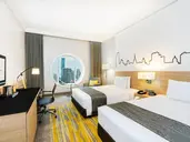 Holiday Inn Bangkok Silom