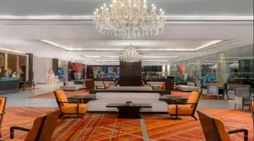 Holiday Inn Bangkok Silom