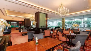 Holiday Inn Bangkok Silom