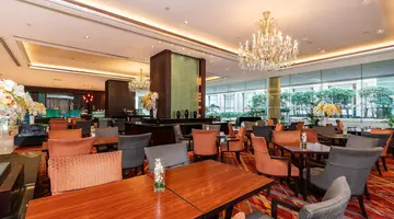Holiday Inn Bangkok Silom