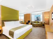 Holiday Inn Bangkok Silom