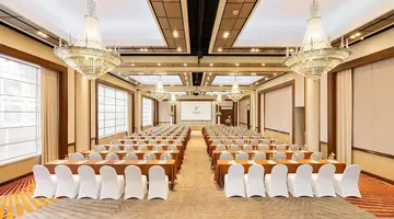 Holiday Inn Bangkok Silom