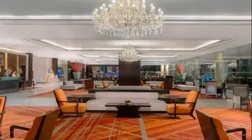 Holiday Inn Bangkok Silom