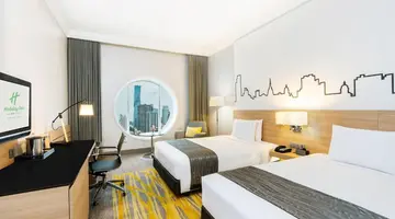 Holiday Inn Bangkok Silom