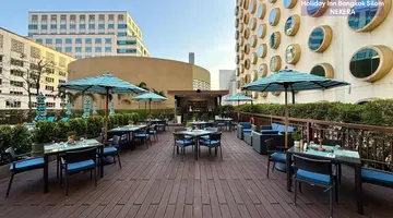 Holiday Inn Bangkok Silom