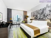Holiday Inn Bangkok Silom