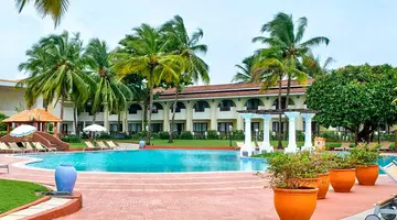 Holiday Inn Beach Resort