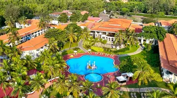 Holiday Inn Beach Resort