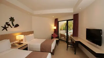 Holiday Inn Beach Resort