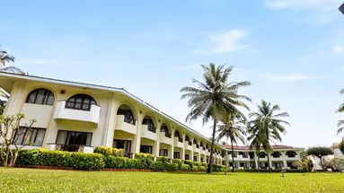 Holiday Inn Beach Resort
