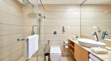 Holiday Inn Beach Resort