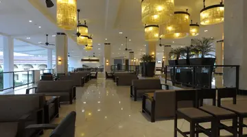 Holiday Inn Beach Resort