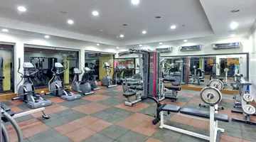Holiday Inn Beach Resort