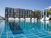 Holiday Inn Dubai Al-Maktoum Airport