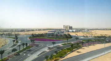 Holiday Inn Dubai Al-Maktoum Airport