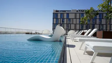 Holiday Inn Dubai Al-Maktoum Airport