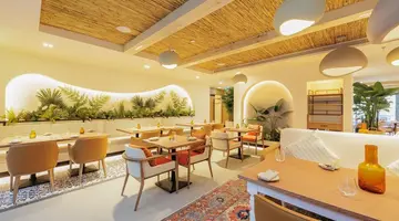 Holiday Inn Dubai Village Circle ( Ex Avalon Hotel)