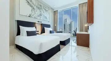 Holiday Inn Dubai Village Circle ( Ex Avalon Hotel)