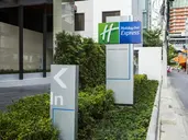 Holiday Inn Express Bangkok Sathorn