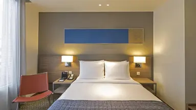 Holiday Inn Express Bangkok Sathorn