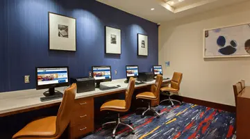 Holiday Inn Express Fisherman’s Wharf