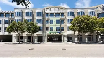 Holiday Inn Express Fisherman’s Wharf