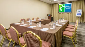 Holiday Inn Express Jumeirah