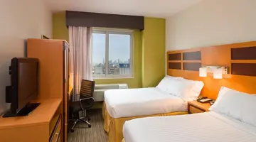 Holiday Inn Express New York City Times Square